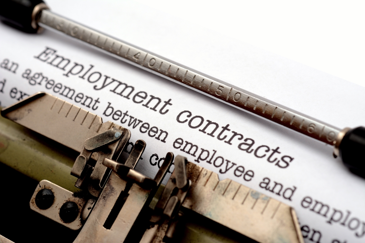 Employment Contracts: Termination Notice and Termination for Just Cause