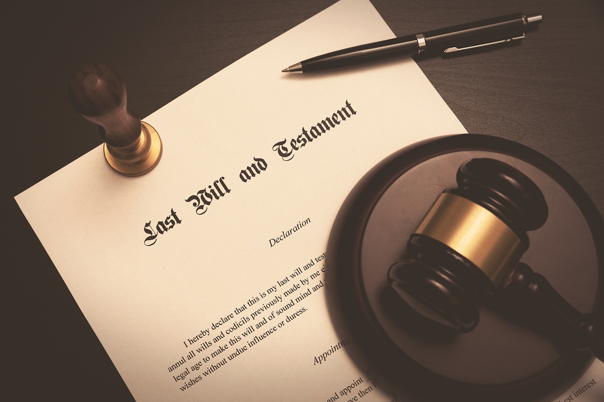 Validity, Legal Character and Cancellation of Inheritance Contracts with Consideration